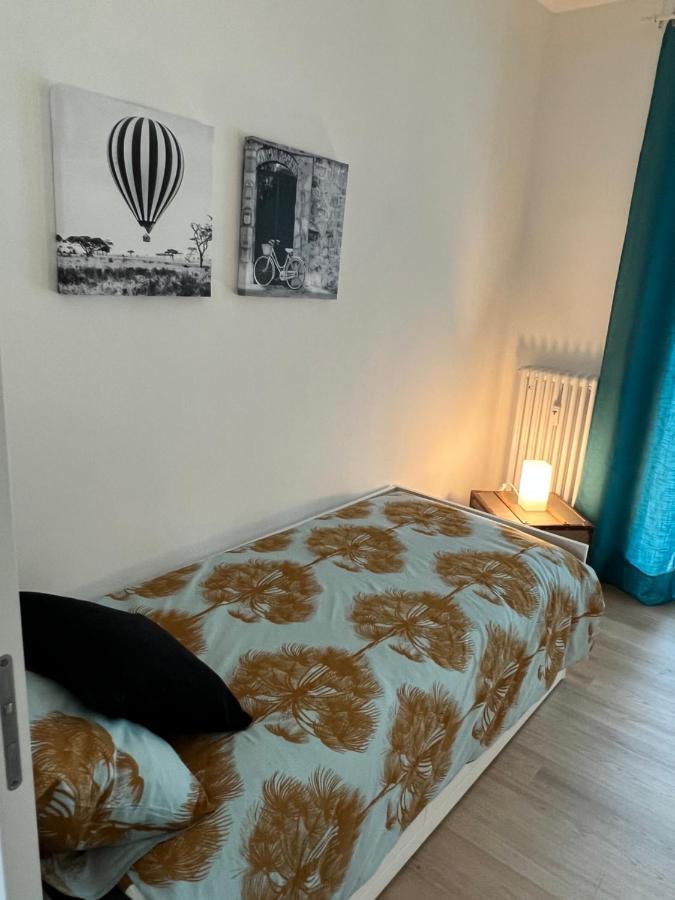 Mandi Mandi Cavour Apartment Udine Bagian luar foto